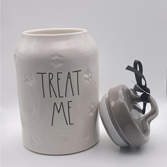 Rae Dunn Pet Treat Jar with Lid NWT - Picture 1 of 2